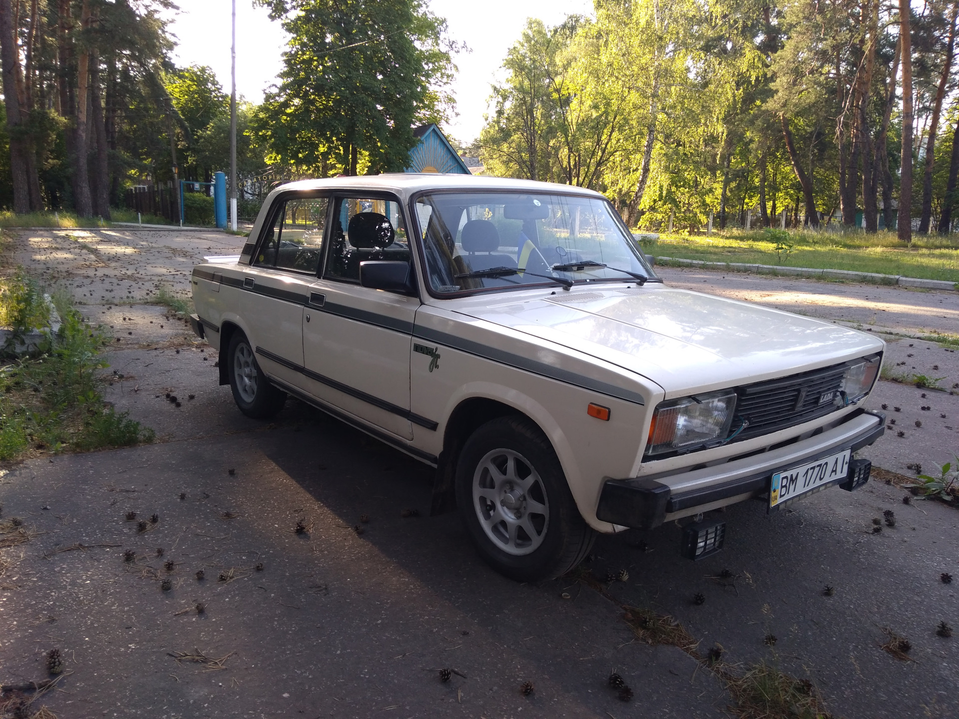 Lada Nova 2105