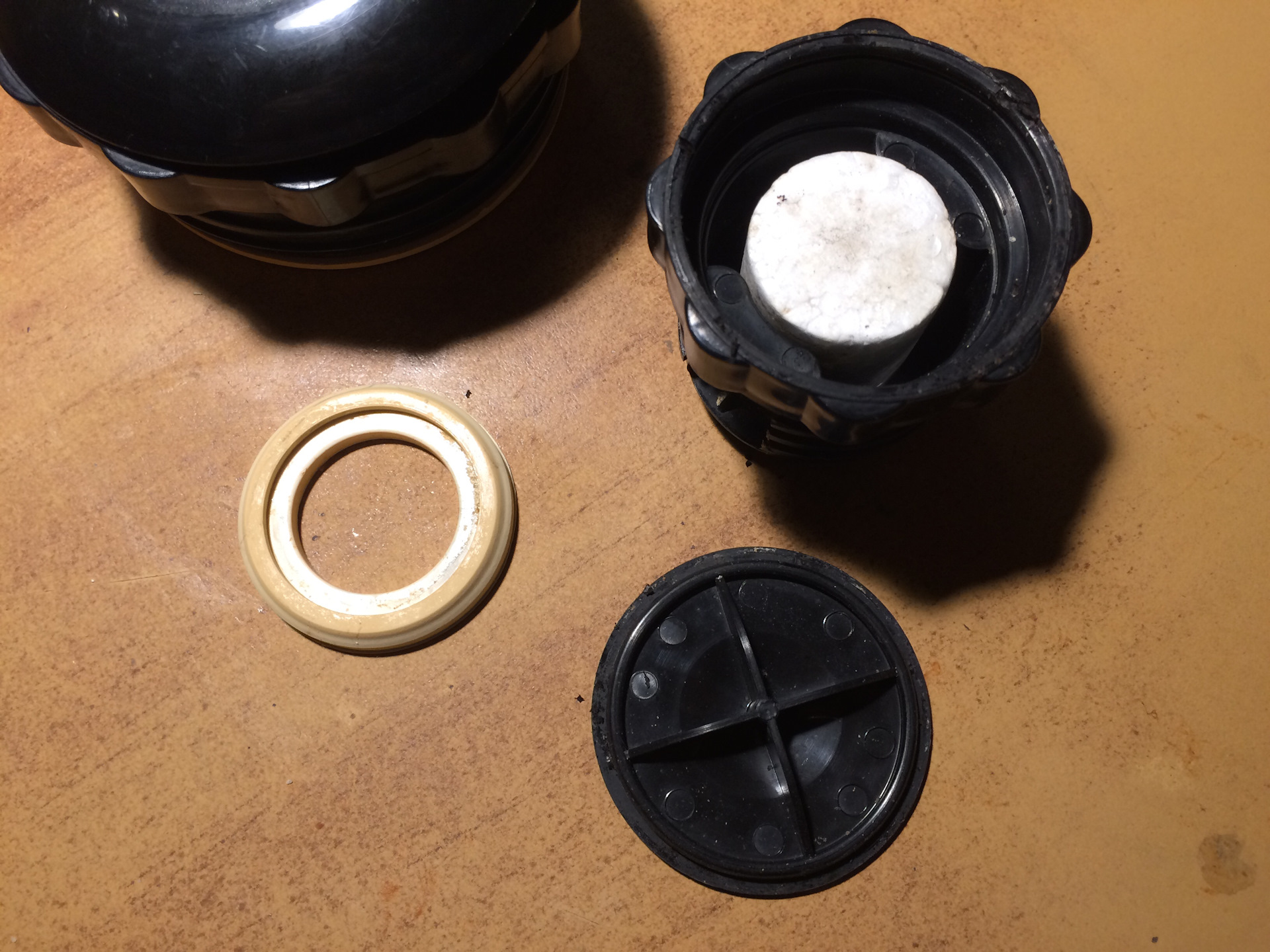 Как разобрать колпачок. Крышка-клапан для термоса Zojirushi SFCC (S-45). Кнопка-клапан для термоса 32 VV. Крышка для термоса гильза 0,5 без кнопки. Крышка для термоса с кнопкой.