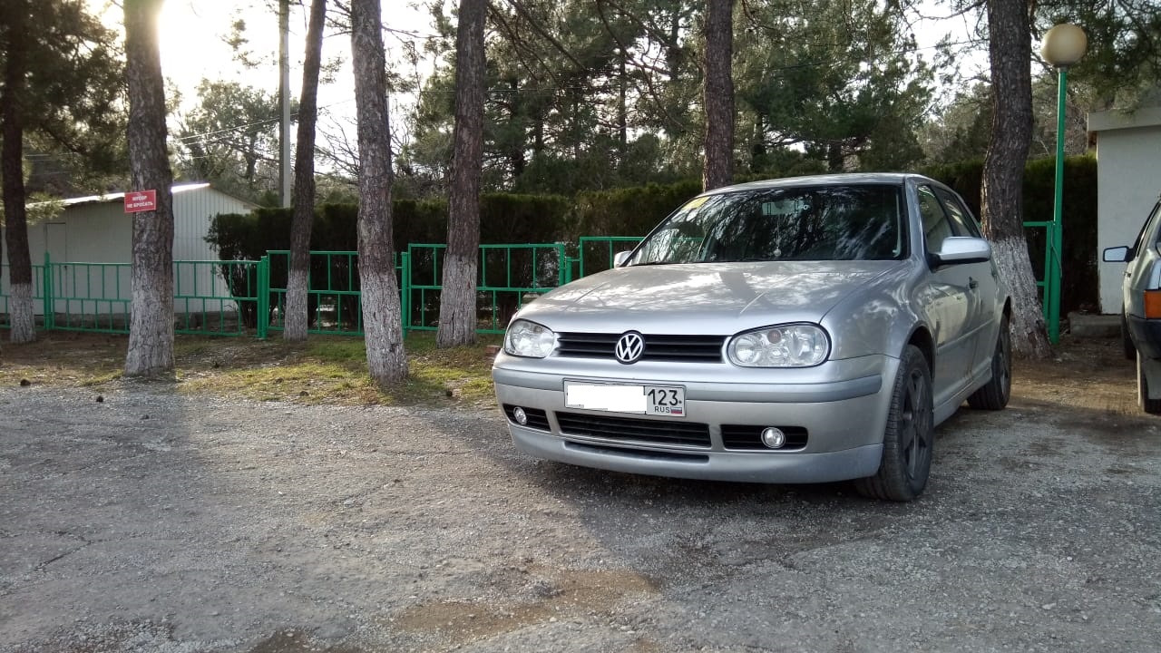 Volkswagen Golf Mk4 1.6 бензиновый 2001 | МАШИНА ЖЕНЫ 