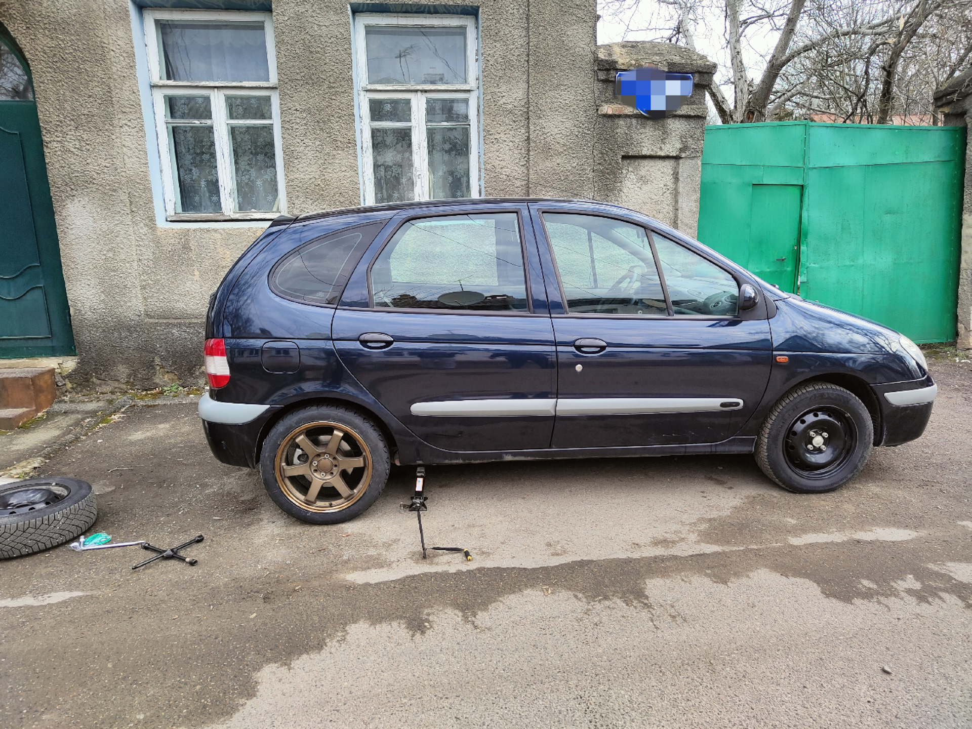 Примерка дисков на сценик — Renault Scenic I, 1,6 л, 2001 года | колёсные  диски | DRIVE2