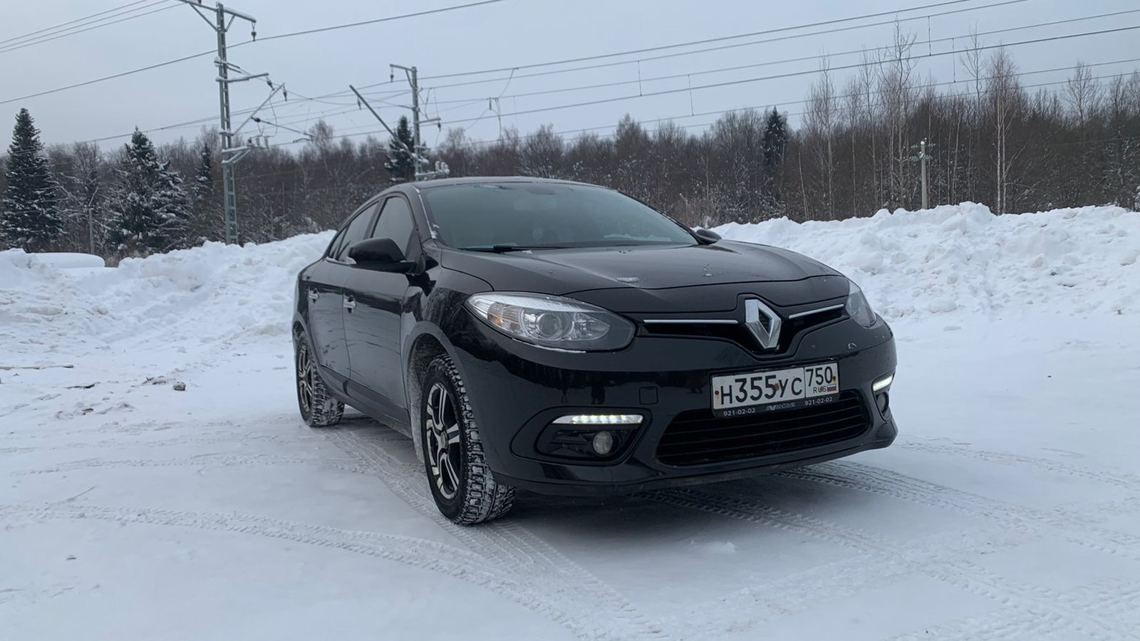 Борт журнал рено флюенс 2012. Рено флюенс 2014. Fluence drive2. Рено флюенс 2012. Рено флюенс спортвей.