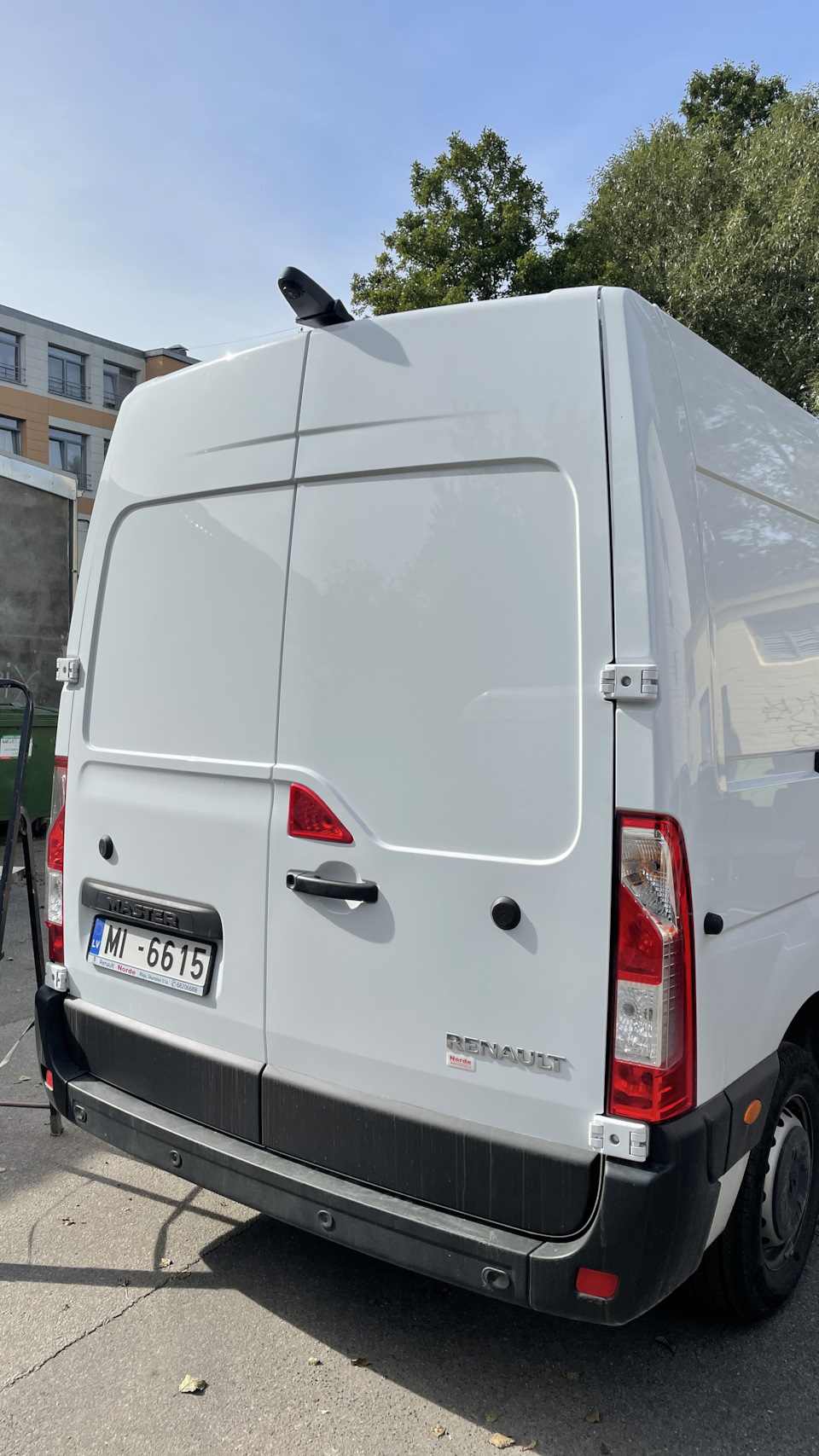 Камера заднего вида — Renault Master (3G), 2,3 л, 2021 года | видео | DRIVE2