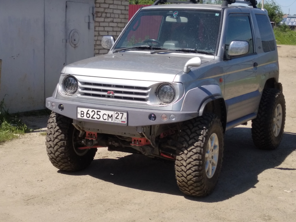 Паджеро джуниор хабаровск. Mitsubishi Pajero Junior тюнинг. Митсубиси Паджеро Джуниор технические характеристики. Паджеро Джуниор фото. Паджеро Джуниор тюнинг фото.