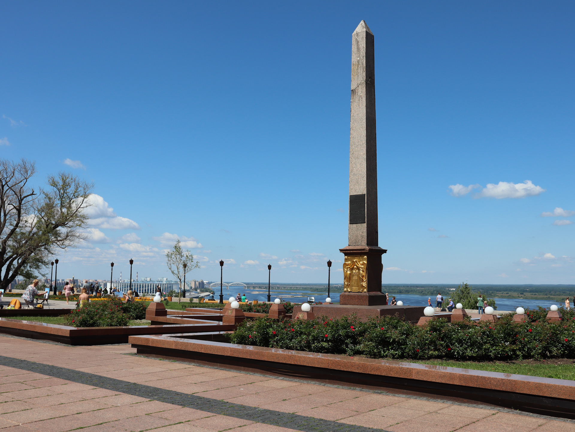 памятник обелиск минину и пожарскому в нижнем. обелиск в честь минина и пожарского в нижнем новгороде. памятник обелиск минину и пожарскому в нижнем. обелиск в честь минина и пожарского в нижнем новгороде 1828. обелиск в честь минина и пожарского в нижегородском кремле.