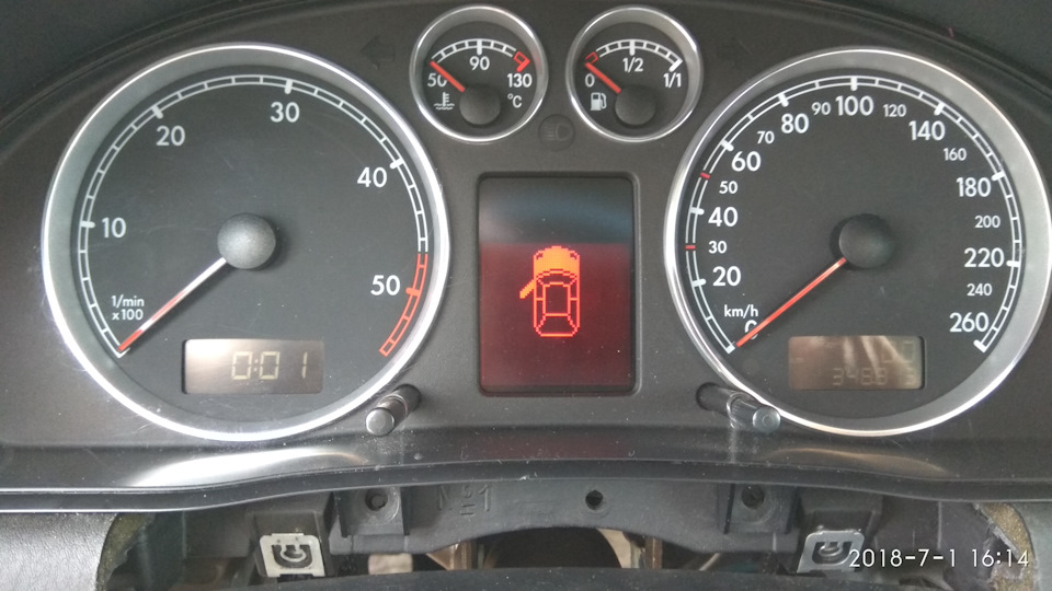 Купил антифриз в — Lada Приора седан, 1,6 л, 2007 года | расходники ...