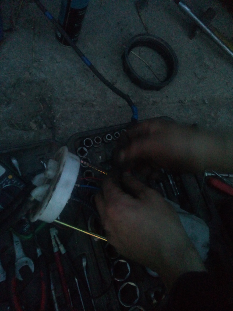 Не работает уровень топлива 2. — Great Wall Safe, 2,2 л, 2007 года ...