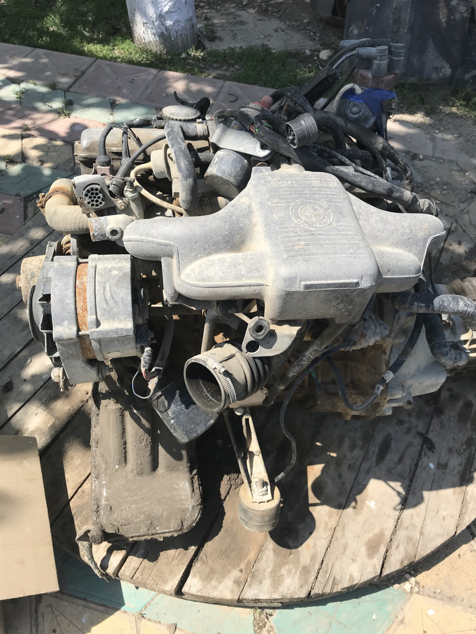 Замена замка двери с водительской стороны. — Audi A4 (B6), 1,6 л, 2002 ...