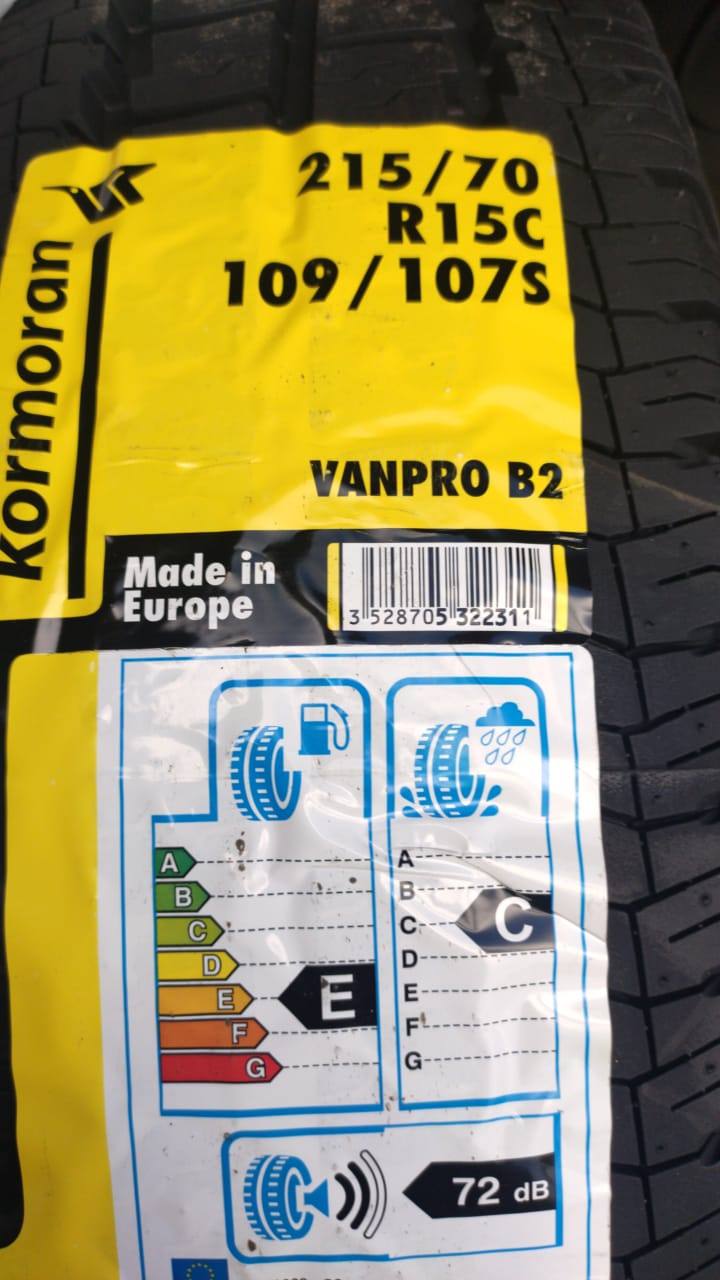 Фото в бортжурнале Toyota Granvia. Запчасти на фото: Kormoran VanPro B2