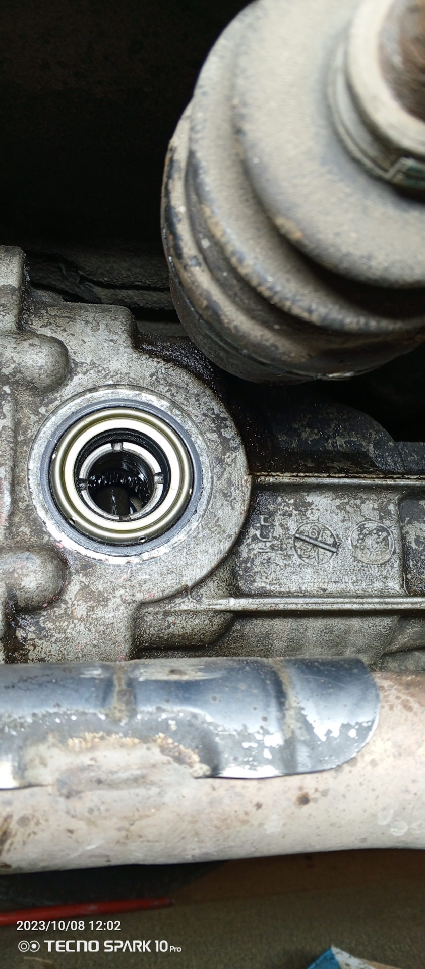Замена сальника редуктора. — Hyundai Tucson (JM), 2 л, 2007 года ...