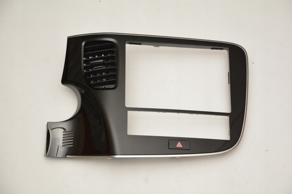 Рамки штатных магнитол Outlander 3 — Mitsubishi Outlander (3G), 2 л ...