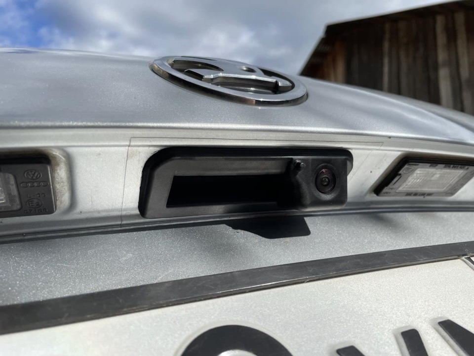 OEM камера заднего вида с омывателем на Rapid без заднего очистителя ...