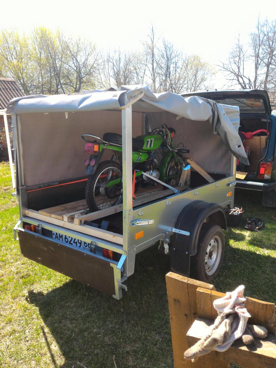 Мотоблок дизельный с телегой. Прицеп для мотоблока тпм-500-1 про оцинкованный мобил к mbk0022881. Мотоблок с дровами. Транспортировка мотоблока в прицепе. Перевозка мотоблока в прицепе.