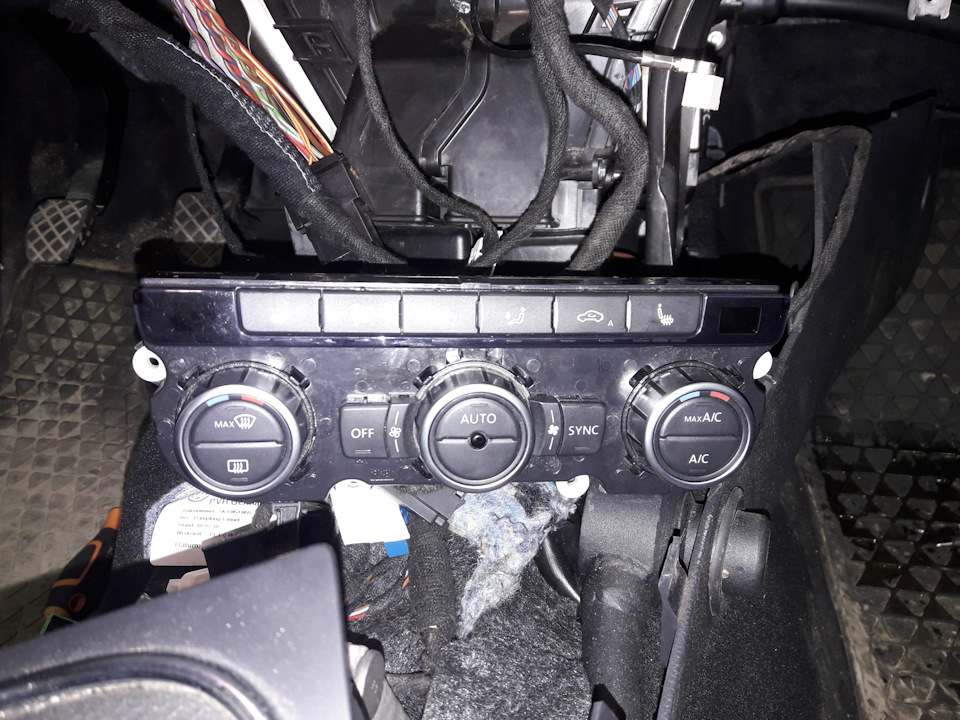 Фото в бортжурнале Volkswagen Jetta VI