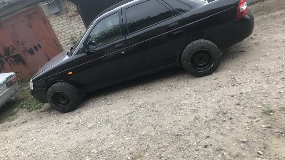 Моргает лампочка давления масла незнаю в чем проблема может кто ...