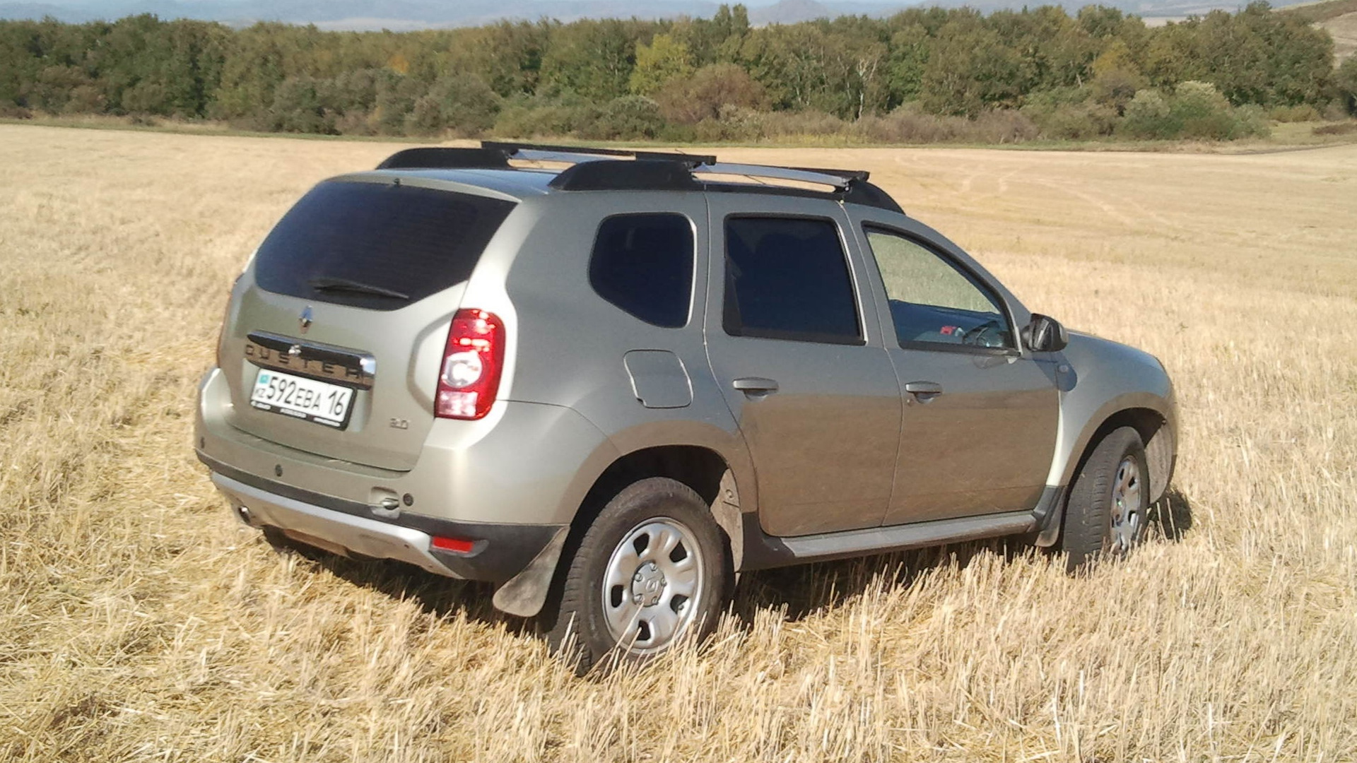Рено дастер 2015 2.0. Renault Duster 2.0 4wd. Renault Duster 4wd. Renault Duster 2.0 4wd 2014. Renault Duster 1 2.0.