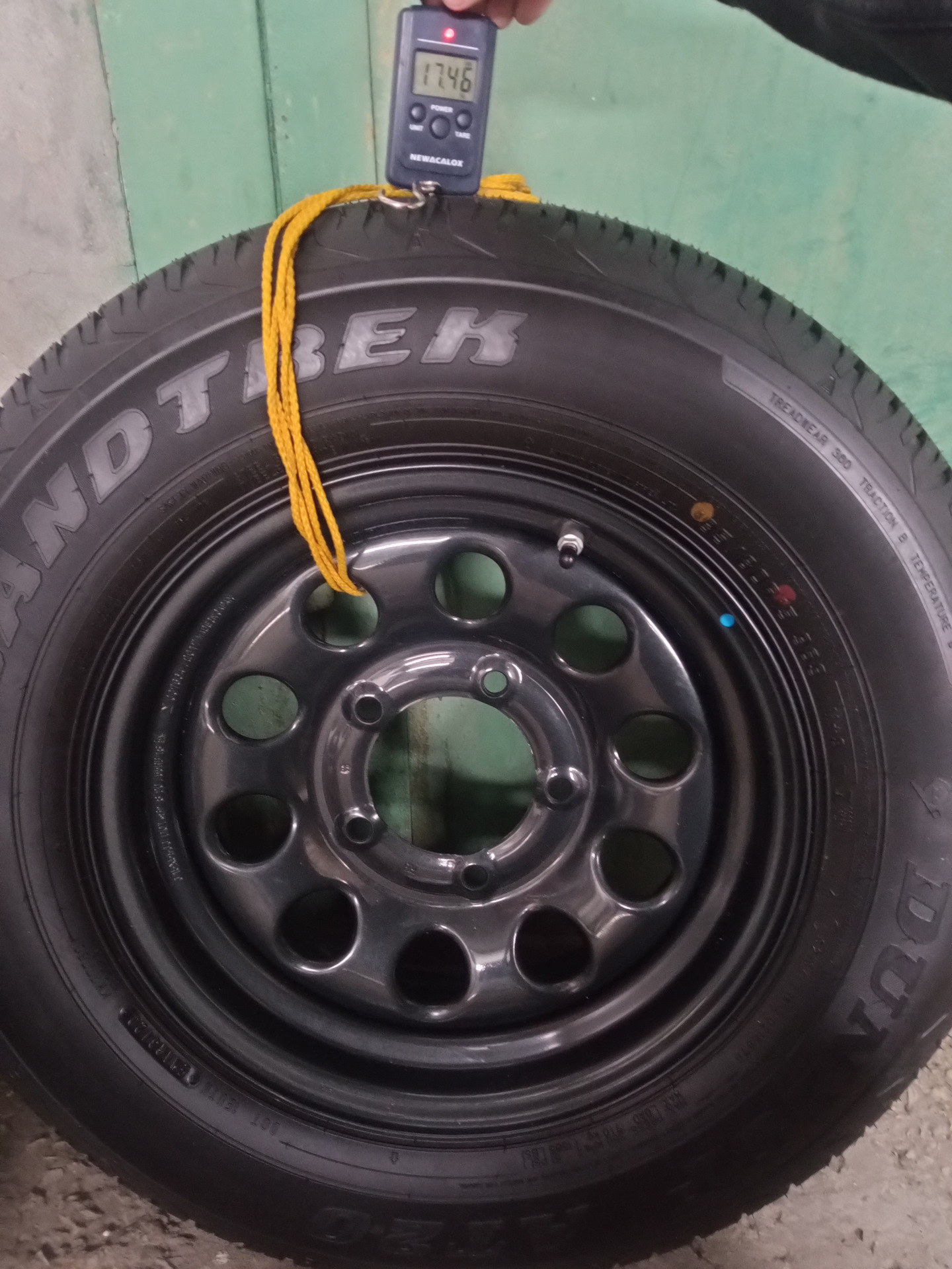 Вес колесных дисков и покрышек — Suzuki Jimny, 1,3 л, 2011 года ...