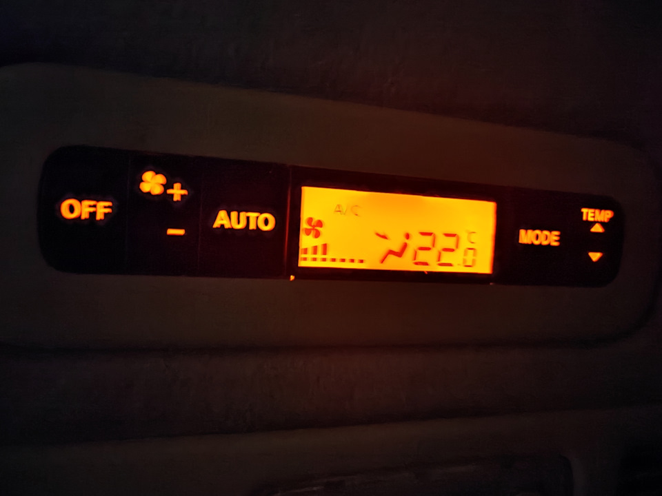 Доукомлектация, зад печка — Nissan Serena Mk IV (C26), 2 л, 2011 года ...