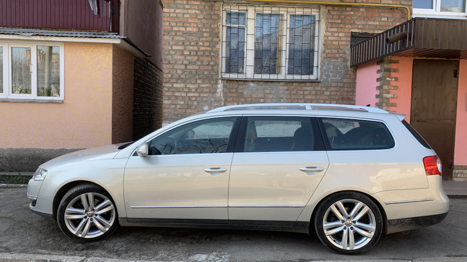 Volkswagen Passat Variant Champagne CBBB