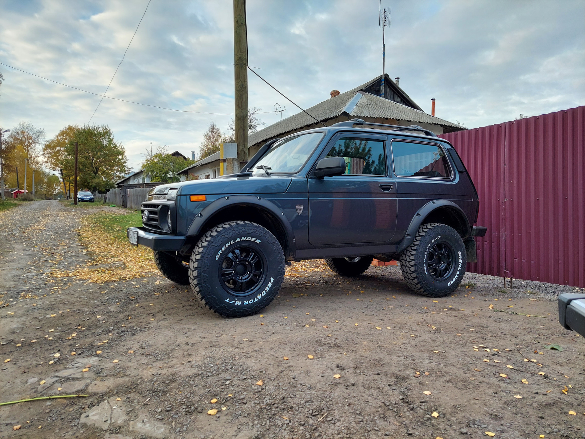 Lada Niva 4x4 Bronto