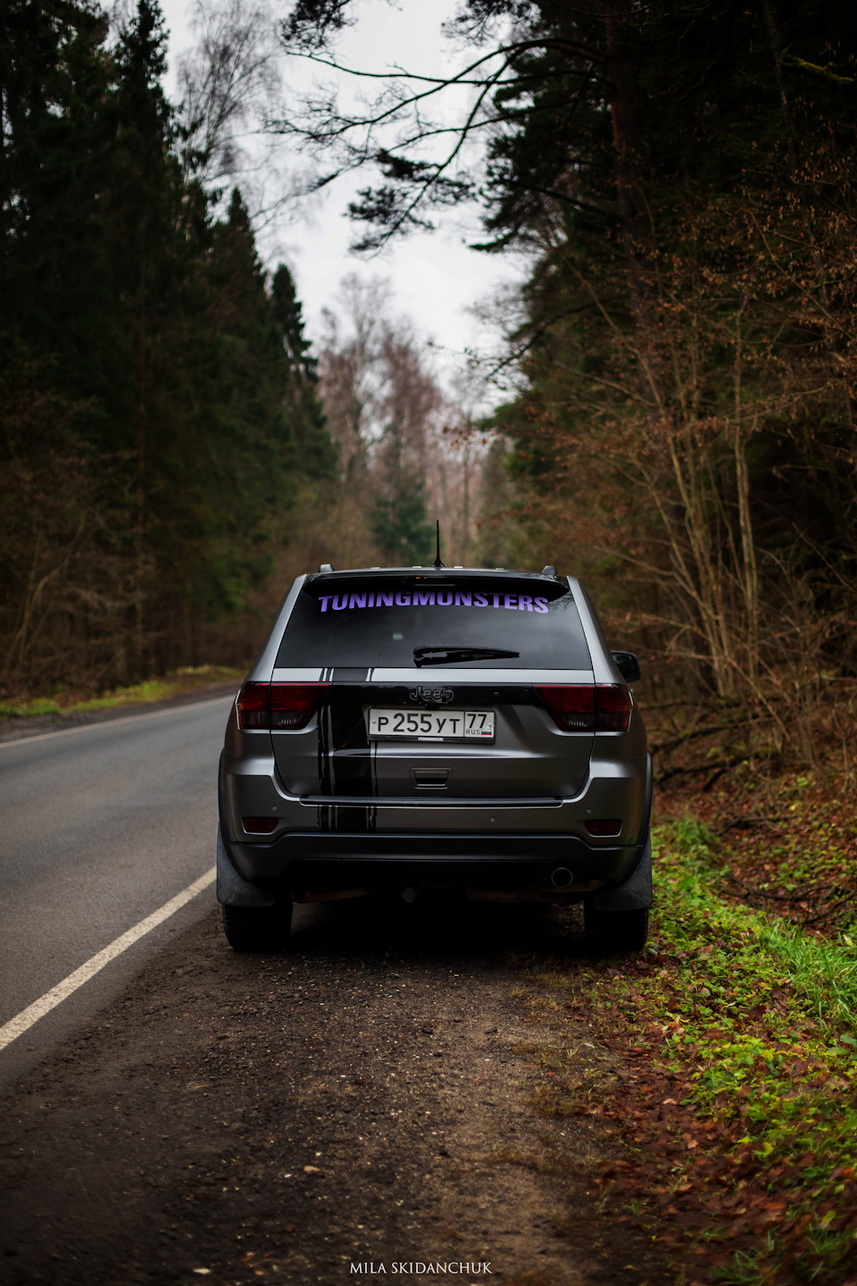 Jeep cherokee drive2. Ленд Ровер Дискавери 5 для бездорожья. Range Rover Evoque off Road Tuning. Дуб Эвок фото.