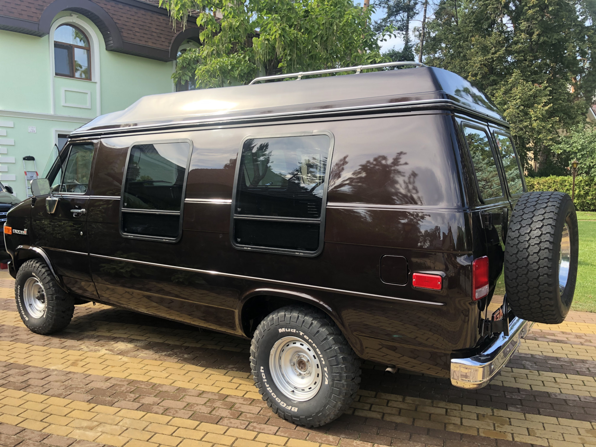 GMC Vandura Rally