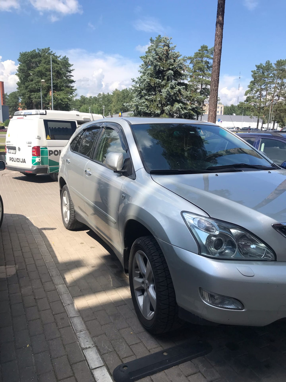 23. Неприятность или научитесь открывать двери НОРМАЛЬНО. — Lexus RX (2G),  3,5 л, 2007 года | ДТП | DRIVE2