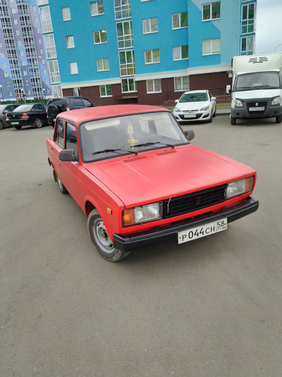 Покраска авто за 3000 из болончиков для графити — Lada 21054, 1,6 л, 2008  года | своими руками | DRIVE2