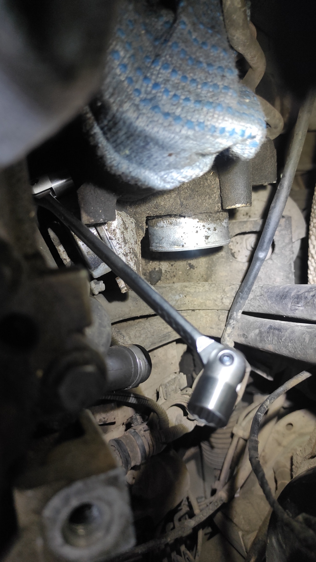 Не додувает турбина. Байпас — не помогло. — Volvo XC70 II, 2,5 л, 2004 ...