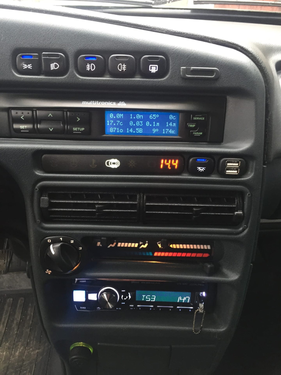 Фото в бортжурнале Lada 2114