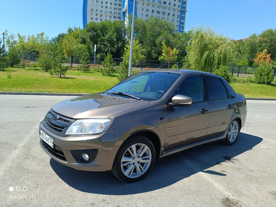 Тонировка 70 % — Lada Гранта (1G), 1,6 л, 2017 года | стайлинг | DRIVE2