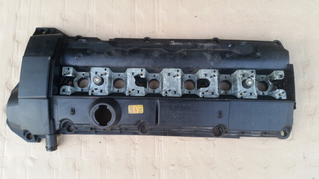 Какую купить клапанную крышку? — BMW 3 series (E46), 2,8 л, 1998 года ...