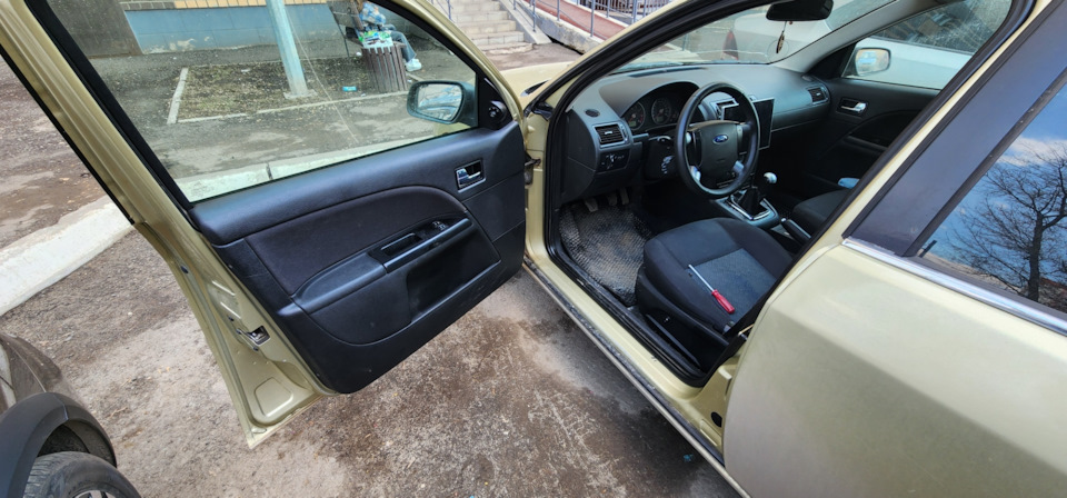 Фото в бортжурнале Ford Mondeo III