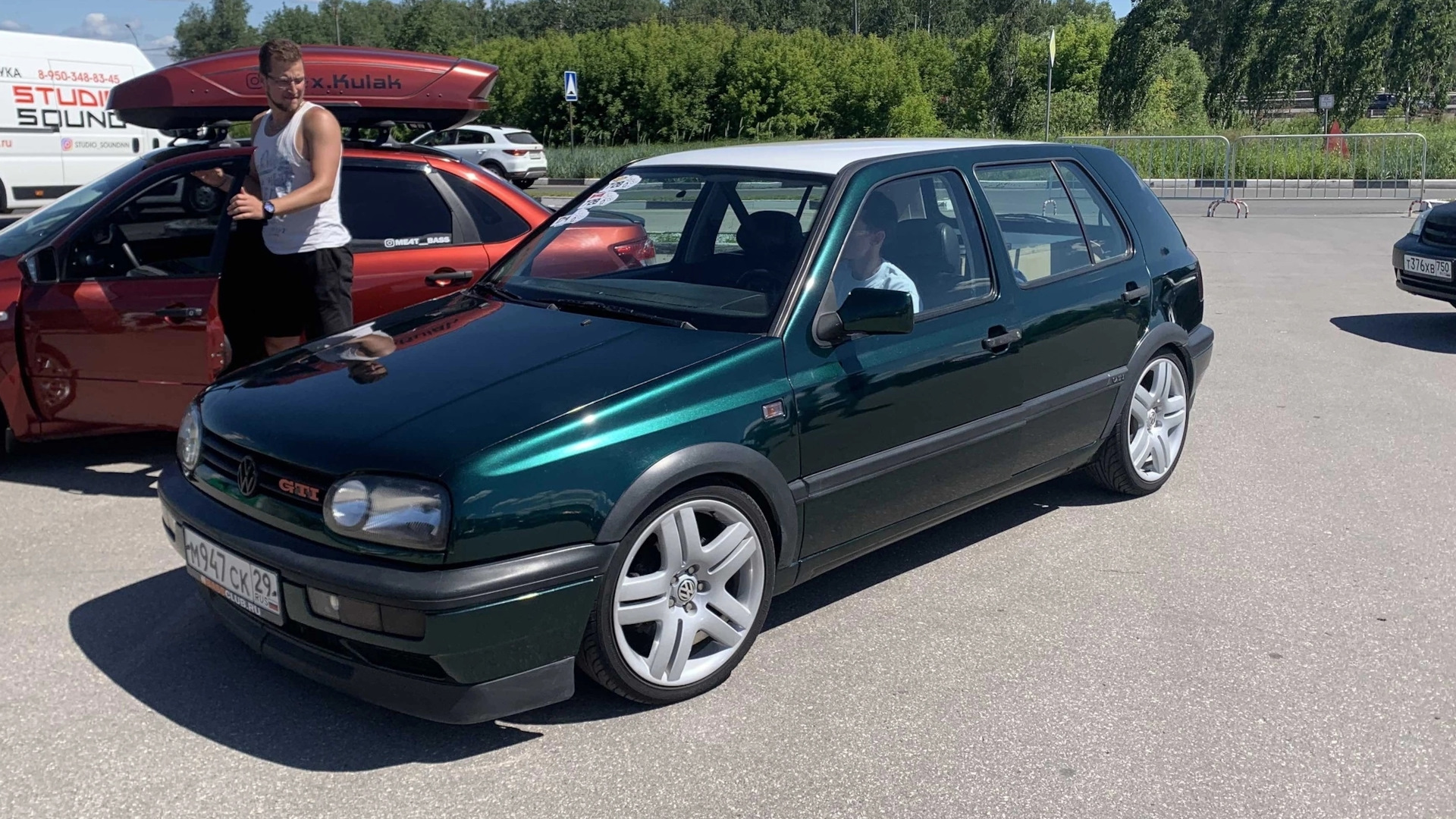 Volkswagen Golf Mk3 GTI 2.0 бензиновый 1995 | / ABF / SUNDOWN AUDIO на  DRIVE2