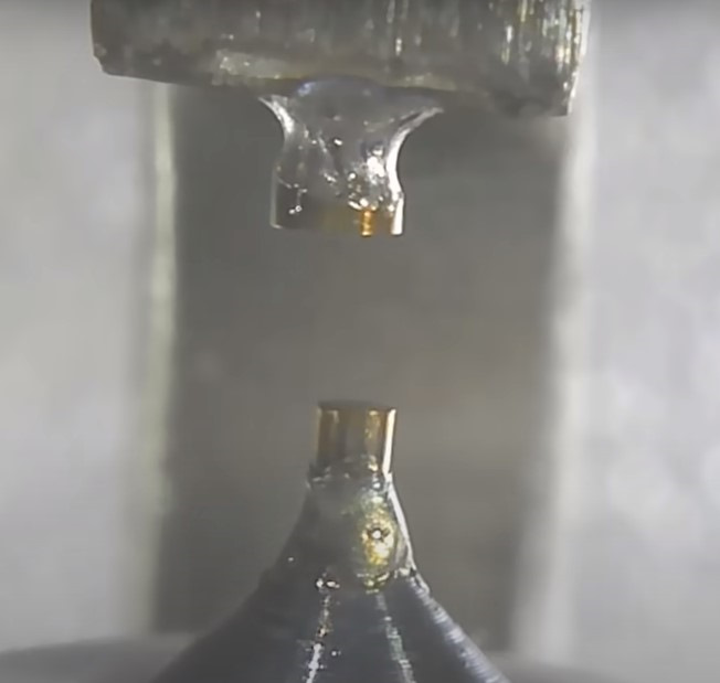 Как правильно использовать магнит для определения оригинальности ...