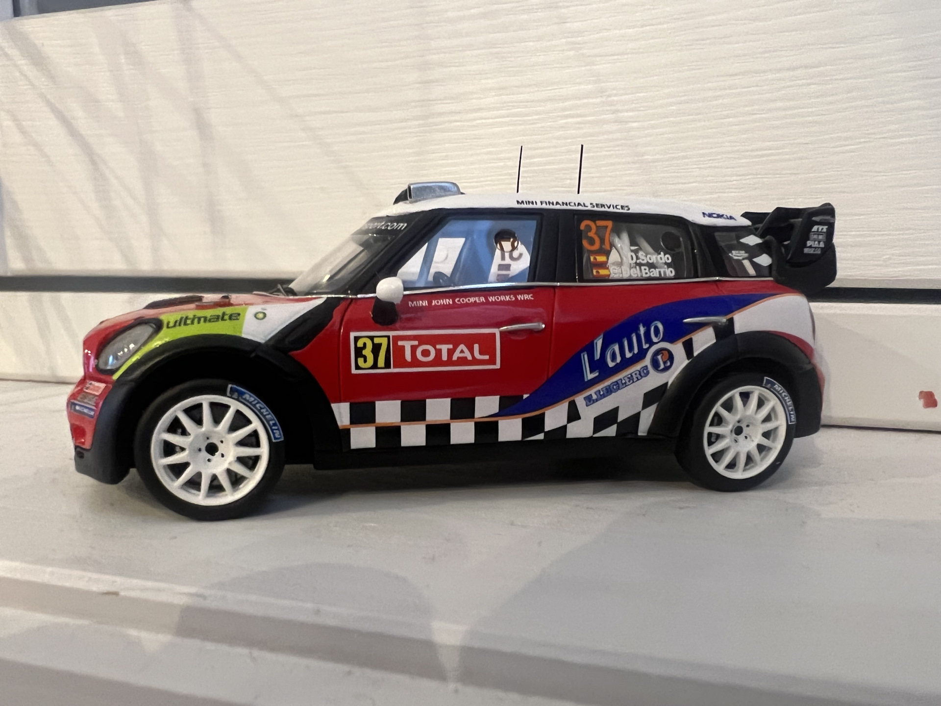 Mini Countryman «спортивная» Spark 1/43 — Сообщество «Масштабные Модели» на  DRIVE2