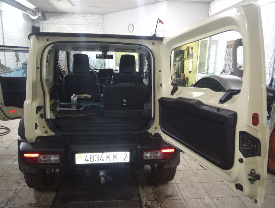 Фото в бортжурнале Suzuki Jimny (4G)