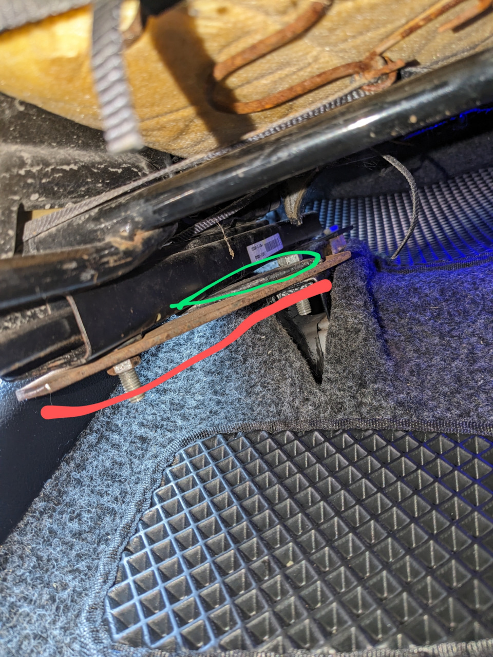 Гранта сиденья в 2114 — Lada 2114, 1,6 л, 2007 года | своими руками ...