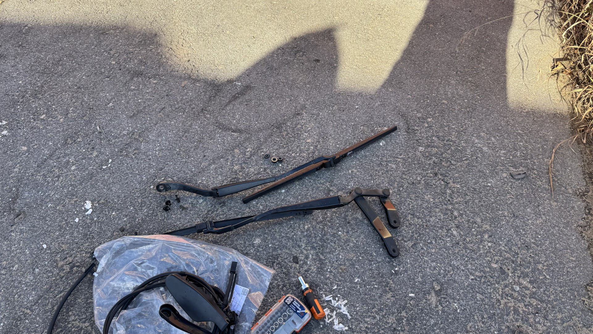 Замена шланга омывателя лобового стекла.Дворники на зиму Lynx.Керамика ...