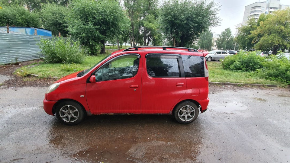 Toyota Funcargo 1.3 бензиновый 2000 | на DRIVE2