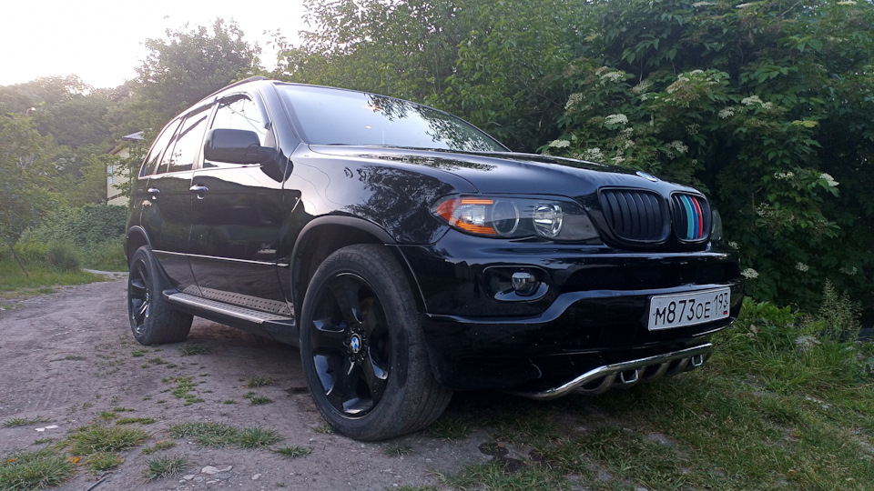 BMW X5 Schwarzer Nebel