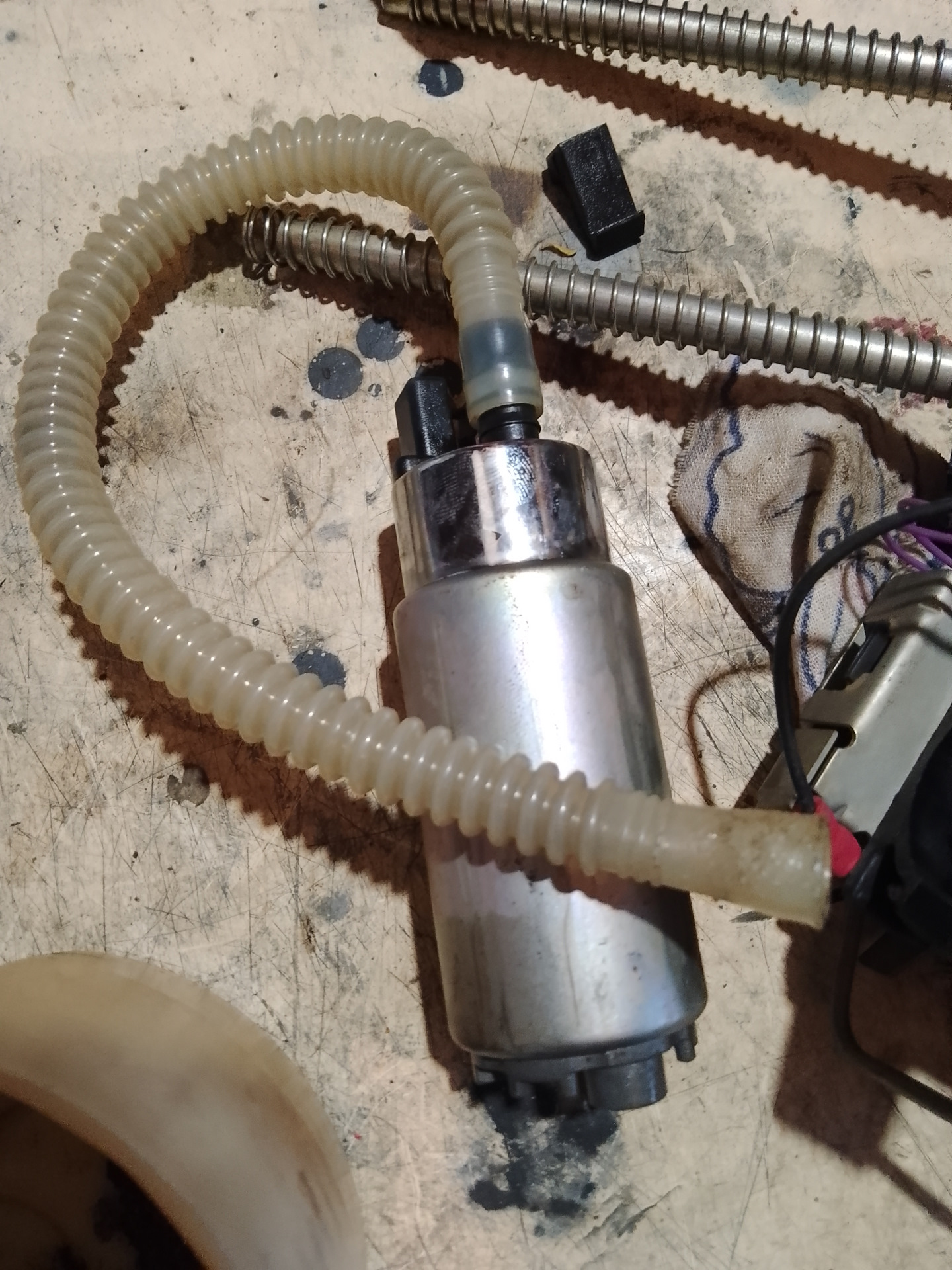 Клин бензонасоса. — УАЗ Patriot, 2,7 л, 2006 года | своими руками | DRIVE2