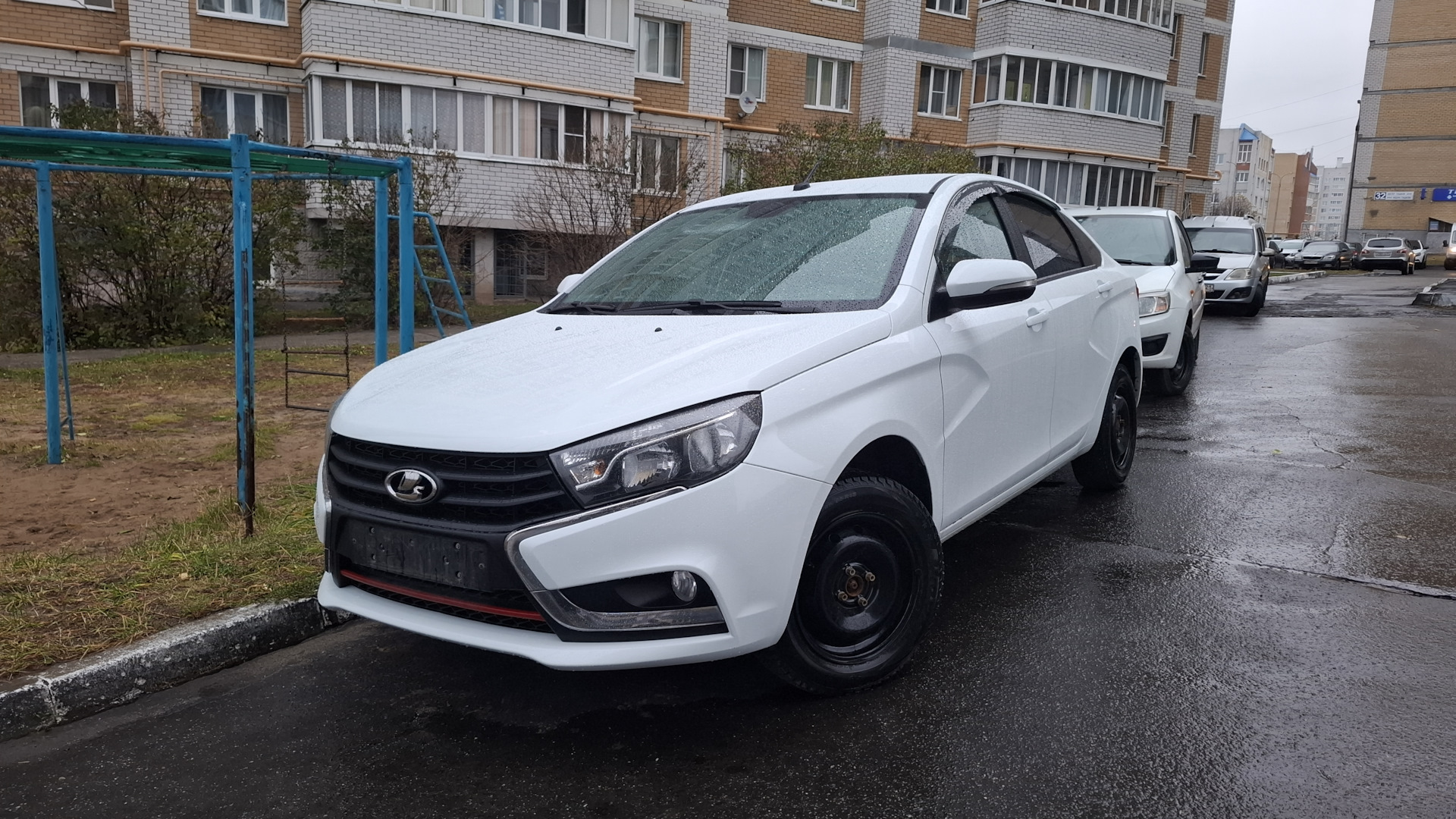 Багажник Лады Весты