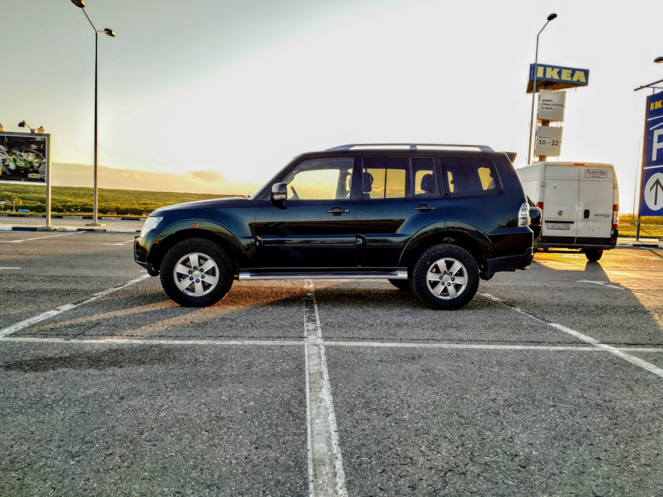 Фото в бортжурнале Mitsubishi Pajero (4G)