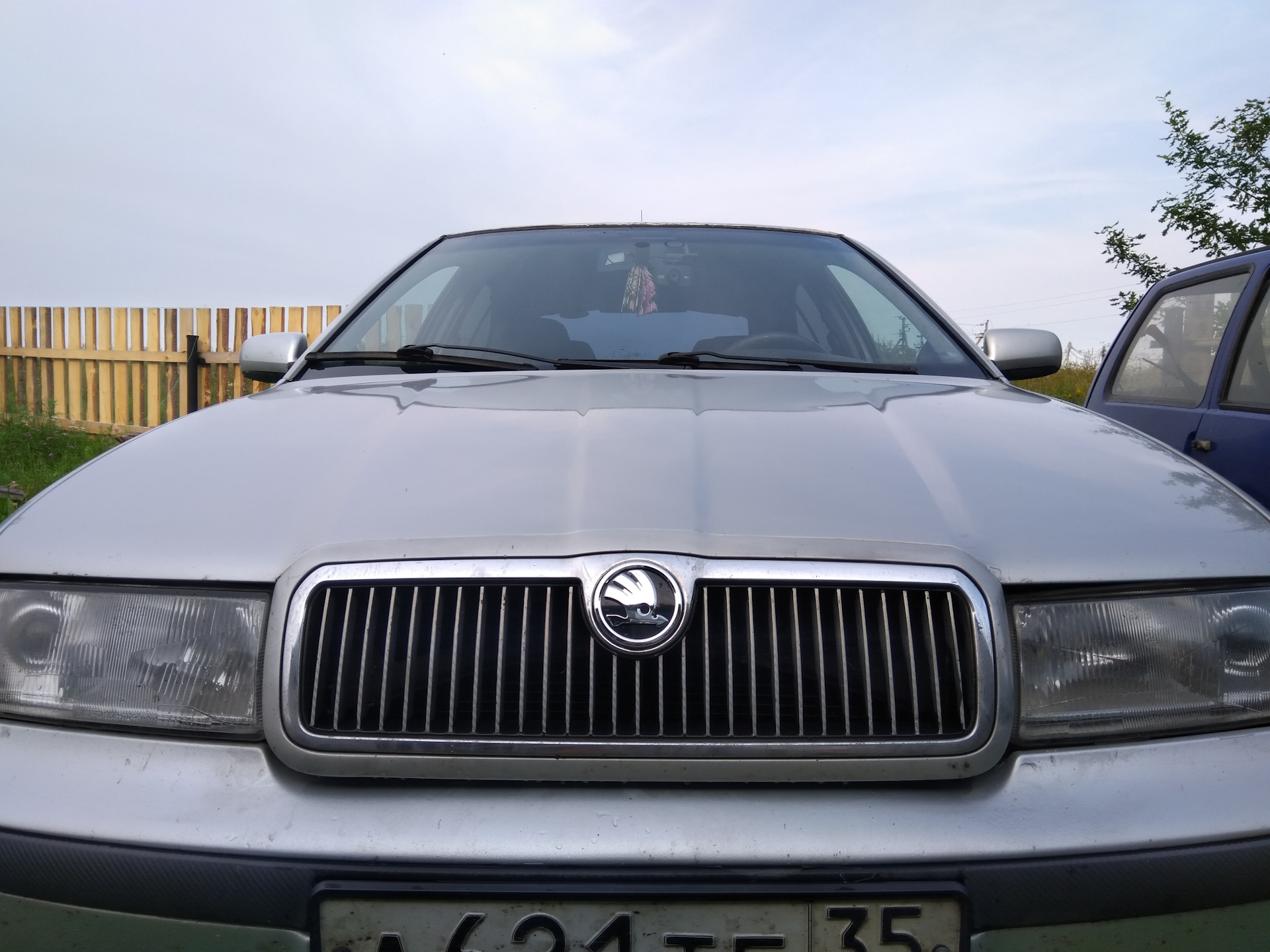 Новые значки — Skoda Octavia A4 Mk1, 1,6 л, 1999 года | другое | DRIVE2