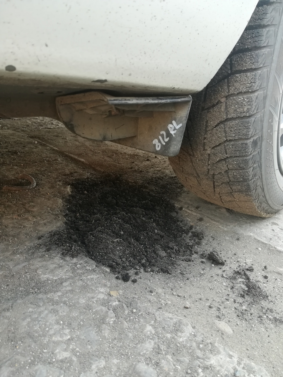 Брызговик — Toyota Aqua, 1,5 л, 2013 года | своими руками | DRIVE2