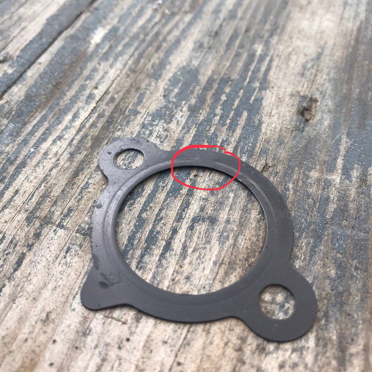 Прокладка натяжителя тойота королла 150. Прокладка натяжителя. Прокладка натяжителя. Прокладка натяжителя. Прокладка натяжителя цепи ваз-2101-07.