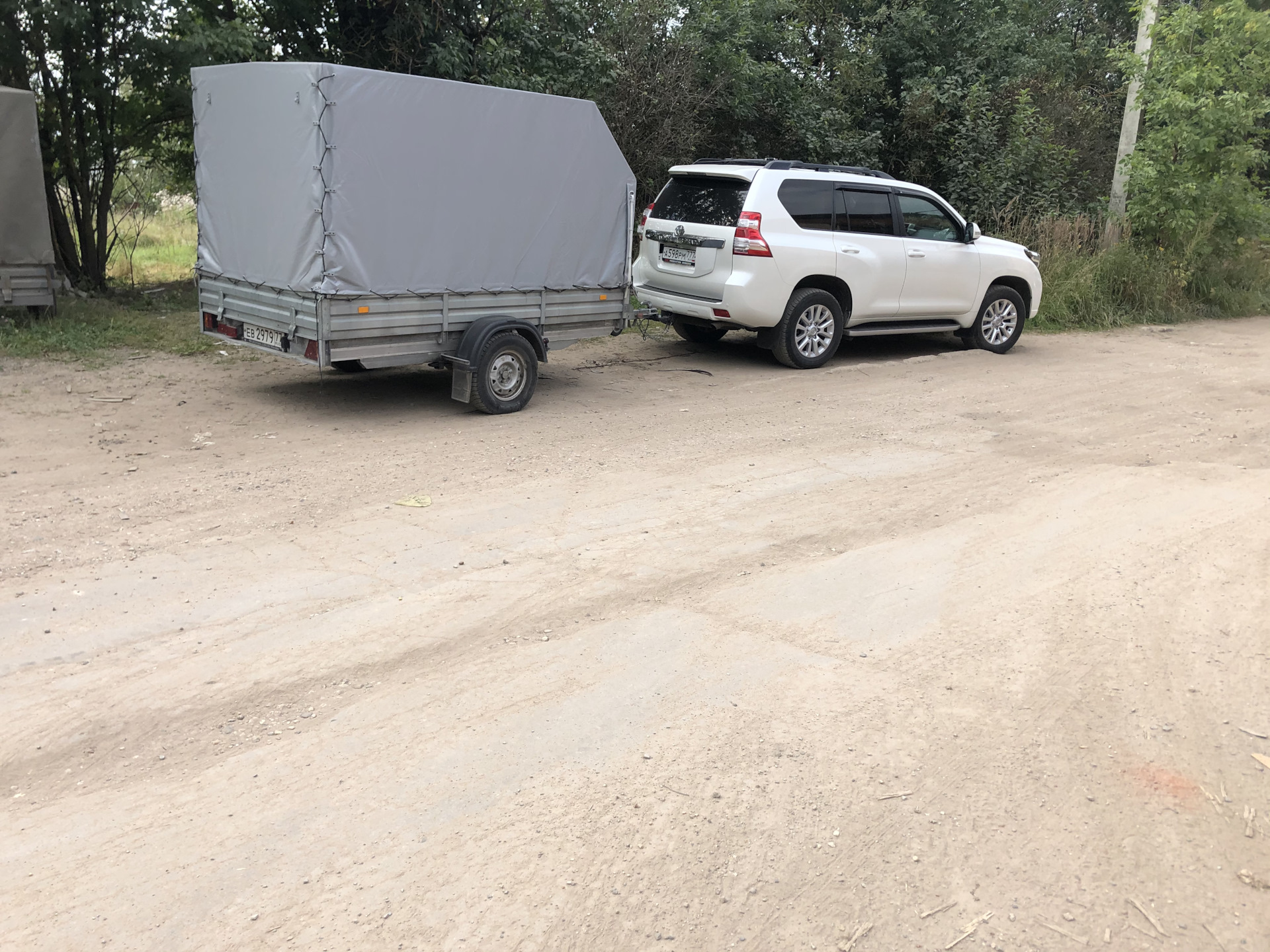 Порожний прицеп. Прицепы эксплуатация. Прицеп легковой. Прицепы эксплуатация. Прицеп экспедиция бизнес 2.