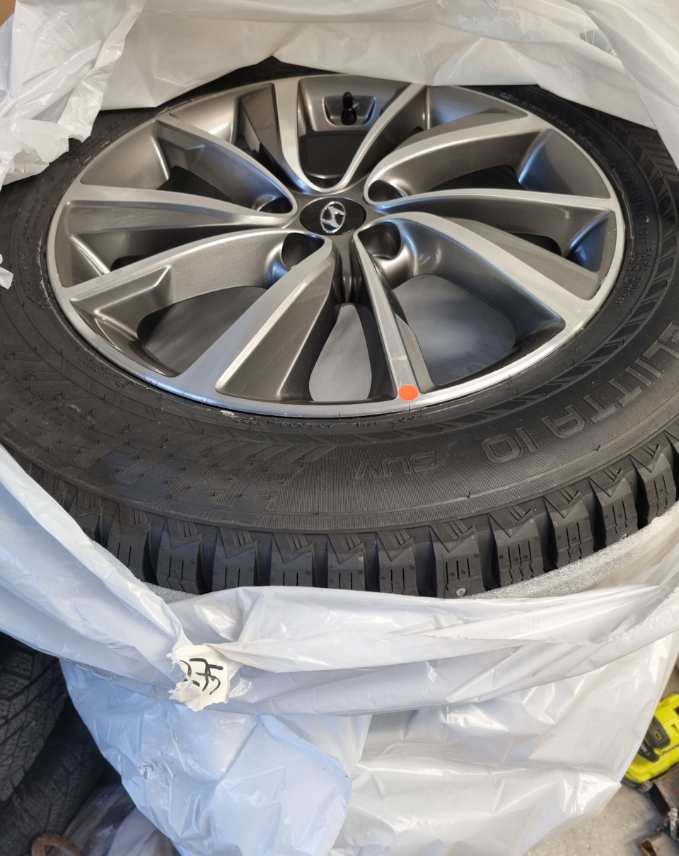 Зимняя резина 18" Nokian — Hyundai Santa Fe (4G), 1,6 л, 2022 года ...