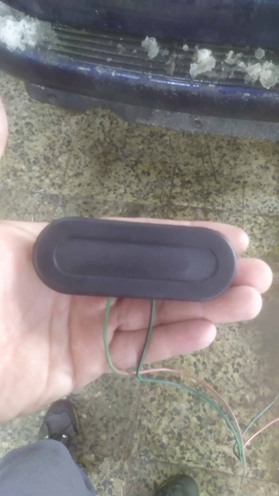 Кнопка открывания багажника 2110. Део некия 2007 кнопка открывания багажника. Не открывает багажник с кнопки киа сид 2. Кия сид 2 кнопка открытия багажника. 13spd-08050-e.