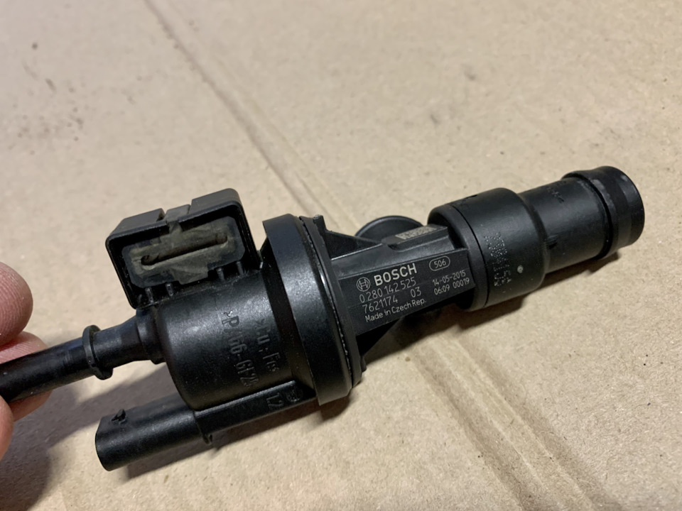 Клапан вентиляции топливного бака — MINI Cooper S Mk III, 2 л, 2015 ...